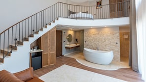 Loft Oda ( Jakuzili )