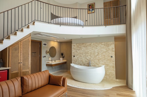 Cunda Kızılca Deluxe Hotel&SPA - Adult Only +16