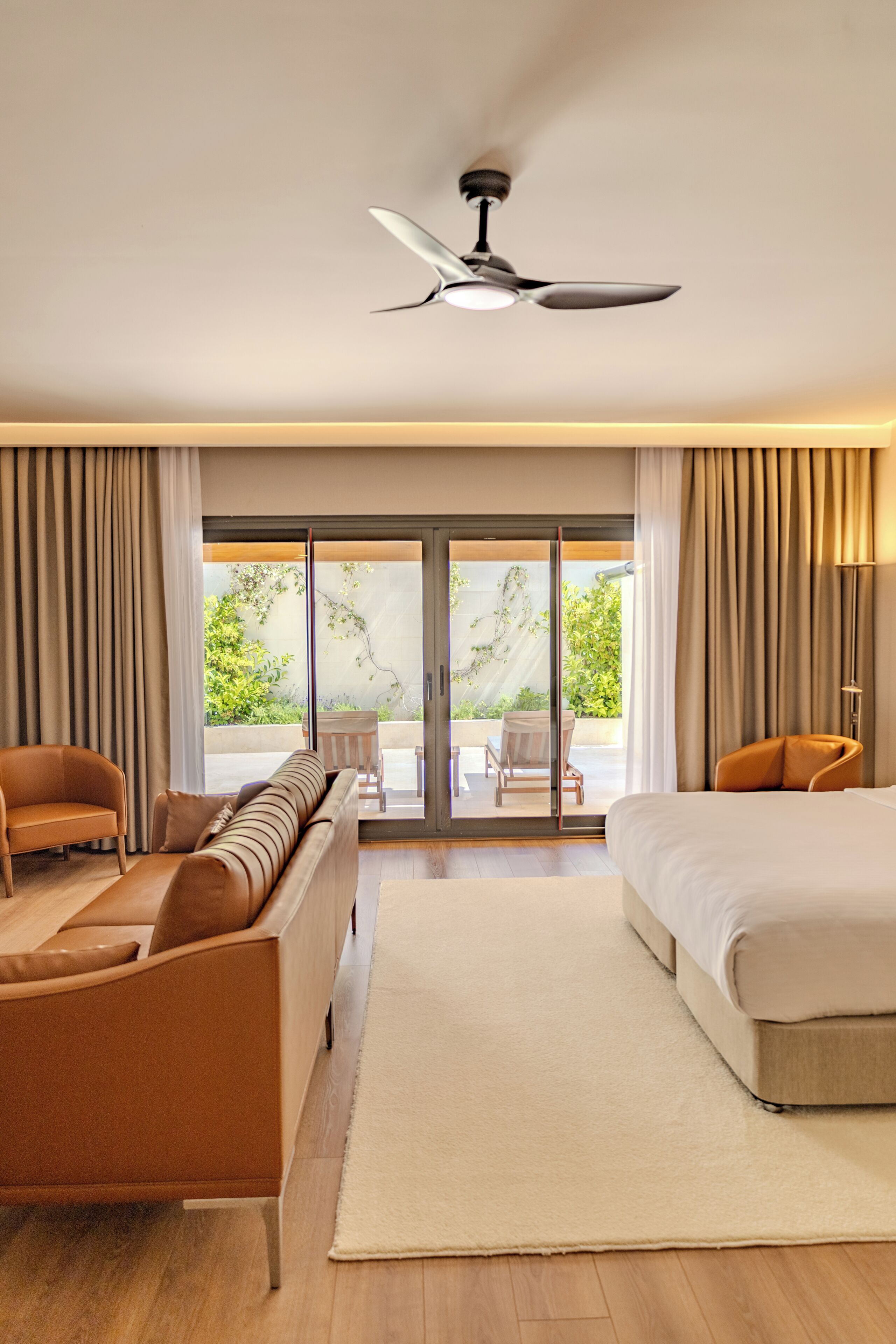 Garden Premium Deluxe Oda ( Jakuzili ) | Premium bedding, in-room safe, blackout drapes, free WiFi