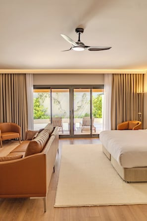 Garden Premium Deluxe Oda ( Jakuzili ) | Premium bedding, in-room safe, blackout drapes, free WiFi