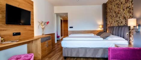 Deluxe Double Room, Balcony, Courtyard View | Free WiFi