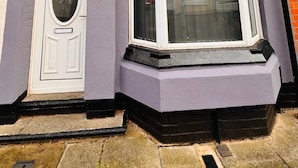 Exterior detail - 3 Bed Home Free WiFi & Netflix Central Location (Middlesbrough)