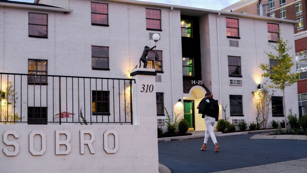 Exterior detail - 4 Boutique Suites + Full Kitchen | Local Arts + 8-Min to Broadway | Sobro Guest (Nashville)