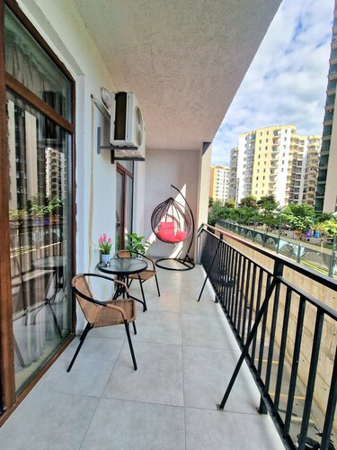 At Gogla's  - a cozy apartment in Tbilisi with AC