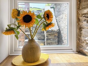 Uklassifisert bilde, 2 av 16, knapp