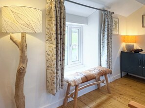 Interior - 1 bedroom accommodation in Pant Llwyd, near Blaenau Ffestiniog (Pant Llwyd, near Blaenau Ffestiniog)