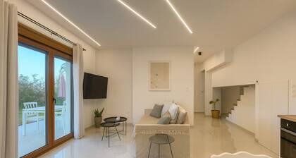 Oasis Acropolis Serres Next to Center (Parking)