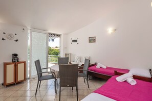 Family Apartment, Multiple Bedrooms (Peaceful Retreat With Terrace 2) | Living room - Peaceful Retreat Apartments With Terrace (Marcana)