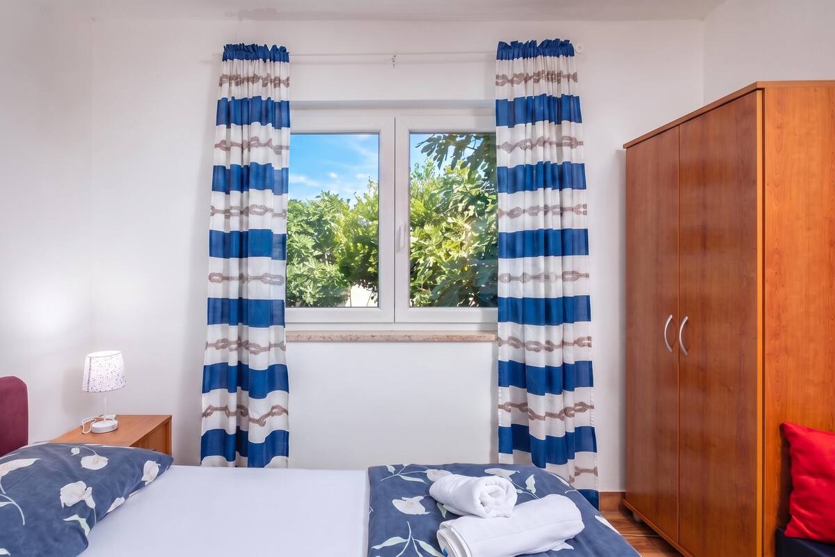 Familienapartment, 1 Schlafzimmer, Mikrowelle (Peaceful Retreat With Terrace 1)