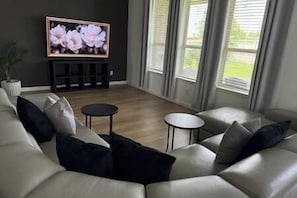 TV connectée, jeux vidéo