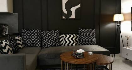 City Vibes - Modern 1BHK Apartment - For Families & Travelers @ Zameen Opal