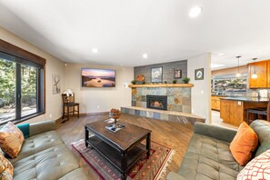 Smart-TV, peis og kontorer