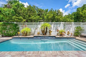 Pool - Steps to Beach, Heated Pool, Elevator, Game Room (St. Augustine Beach)