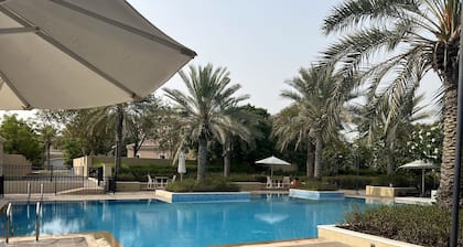 4 Bedrooms Luxury Villa, Beach and Pool Access, Jacuzzi, Sauna, Bar, Tennis