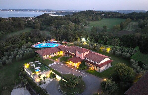 Exterior - Garda Hill Exclusive farmhouse, wellness, sports and relaxation (soiano del lago)