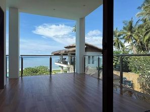 Luxury Suite, 2 Bedrooms, Beach View | Balcony view