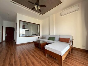 Luxury Suite, 2 Bedrooms, Beach View | Free WiFi, bed sheets - Resort Deja Vu (Siquijor)