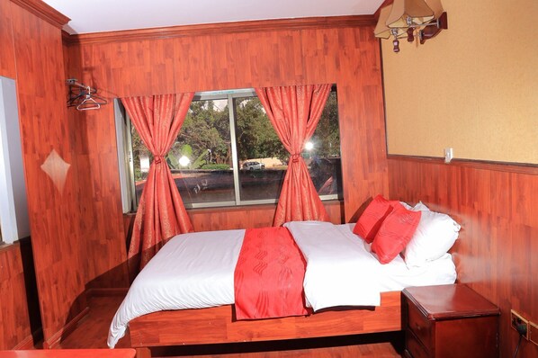 14 bedrooms, iron/ironing board, WiFi - Karura forest studio Apartments is a tranquil 4-star boutique. (Nairobi)