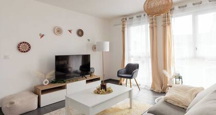 Charming Apartment 2br/4p - Near to Lyon