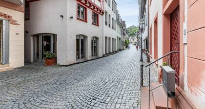 Altstadtquartier 16 – Apartment bis 16 - Balkon - Burgblick - Fachwerk-Galerie Unesco Bacharach