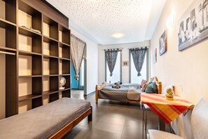 2 Schlafzimmer, Bügeleisen/Bügelbrett, WLAN, Bettwäsche