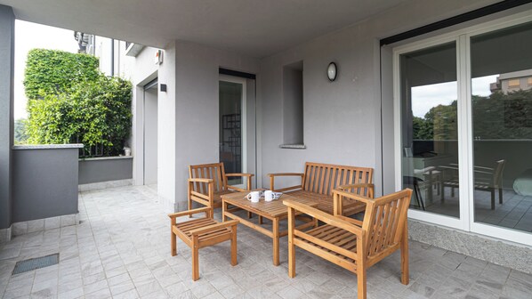 Apartment (1 Bedroom) | Terrace/patio
