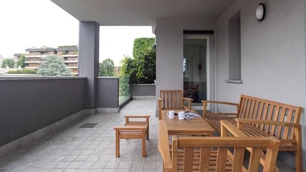 Apartment (1 Bedroom) | Terrace/patio