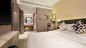 Classic Single Room | Memory foam beds, free minibar, blackout drapes, iron/ironing board