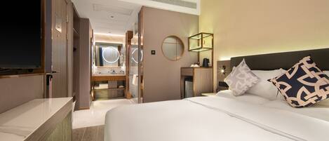 Classic Single Room | Memory foam beds, free minibar, blackout drapes, iron/ironing board