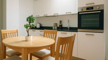 Lejlighed | Spisning på værelset