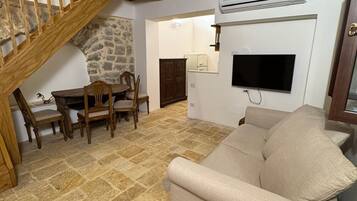 Fernseher
