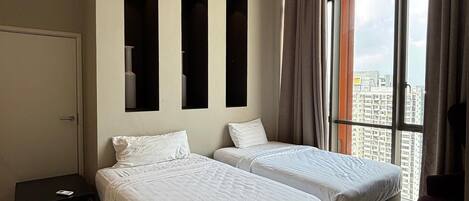 Family Suite, Hill View