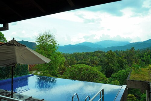 
Serene 5-Bedroom Villa nestled within the prestigious Victoria Golf Club!