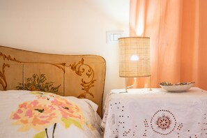 1 camera, Wi-Fi, lenzuola