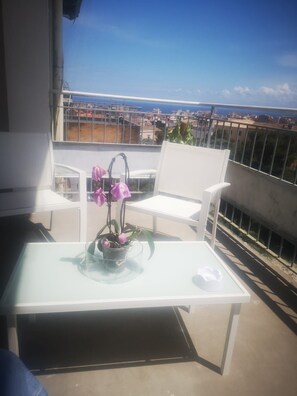 Family Condo, Sea View | Terrace/patio - Damablu (Catania)