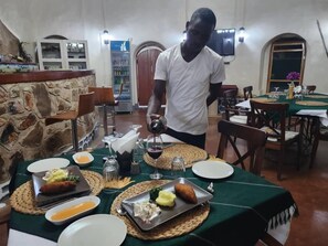 Restaurant - Mwitongo Lodge (Butiama)