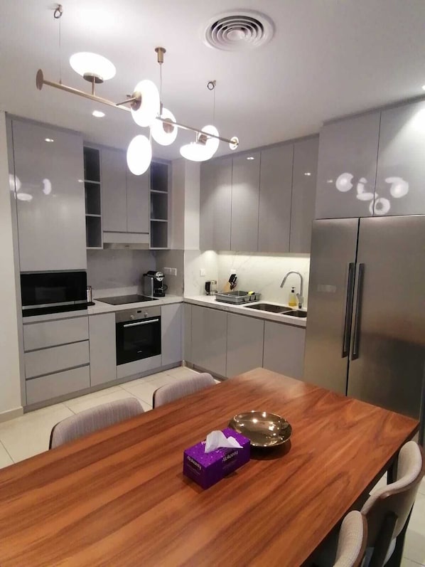 Microwave, oven, stovetop, dishwasher