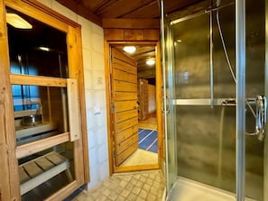 Standard Cottage, Multiple Beds | Bathroom | Shower, bidet, towels, toilet paper