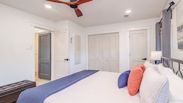 2 Schlafzimmer, Bügeleisen/Bügelbrett, Reisekinderbett, kostenloses WLAN