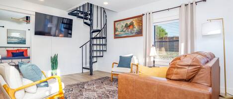 Televisor intel·ligent i estèreo