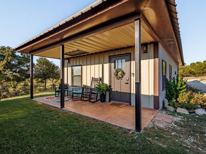 Secluded Country Escape + Hot Tub
