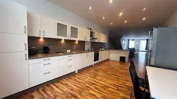 Microwave, oven, stovetop