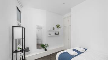 1 bedroom, iron/ironing board, free WiFi, bed sheets