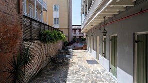 Restauration extérieure