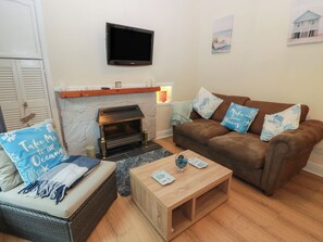 Living area - Cosy In (Isle of Cumbrae)