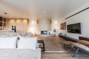 House | 4 bedrooms - Lake Whisper Villa Pool Amazing Views (Shkodër)