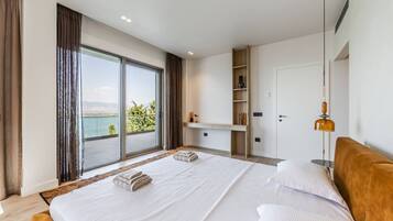 4 bedrooms