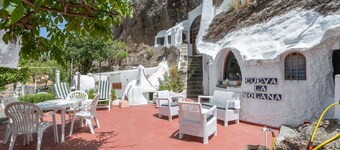 'La Solana' con vistas a la montaña, jardín privado y Wi-Fi