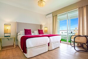 Apartment (2 Bedrooms) | Iron/ironing board, free WiFi, bed sheets - Stunning Apartment With City Views. San Pablo (Seville)