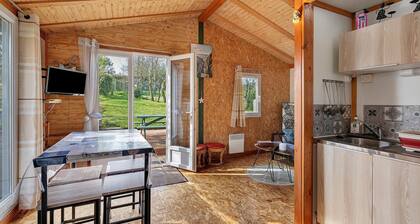 Chalet 'Sein Dans Parc Résidentiel' avec Terrasse Privée et Jardin Privé